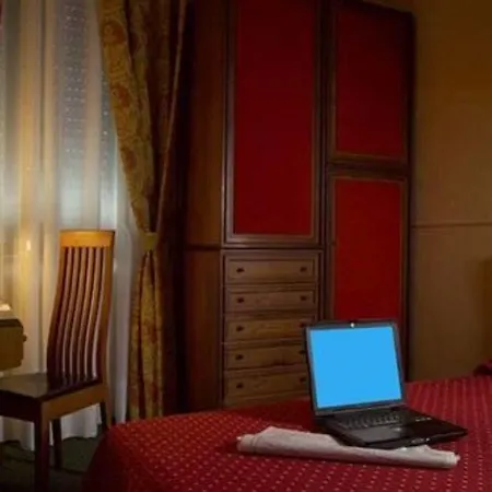 Hotel Johnny Milán